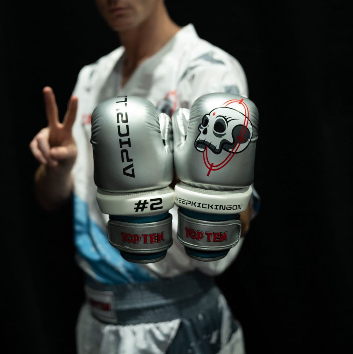 TOP TEN Pointfighter Gloves - Chrome Silver "DA"